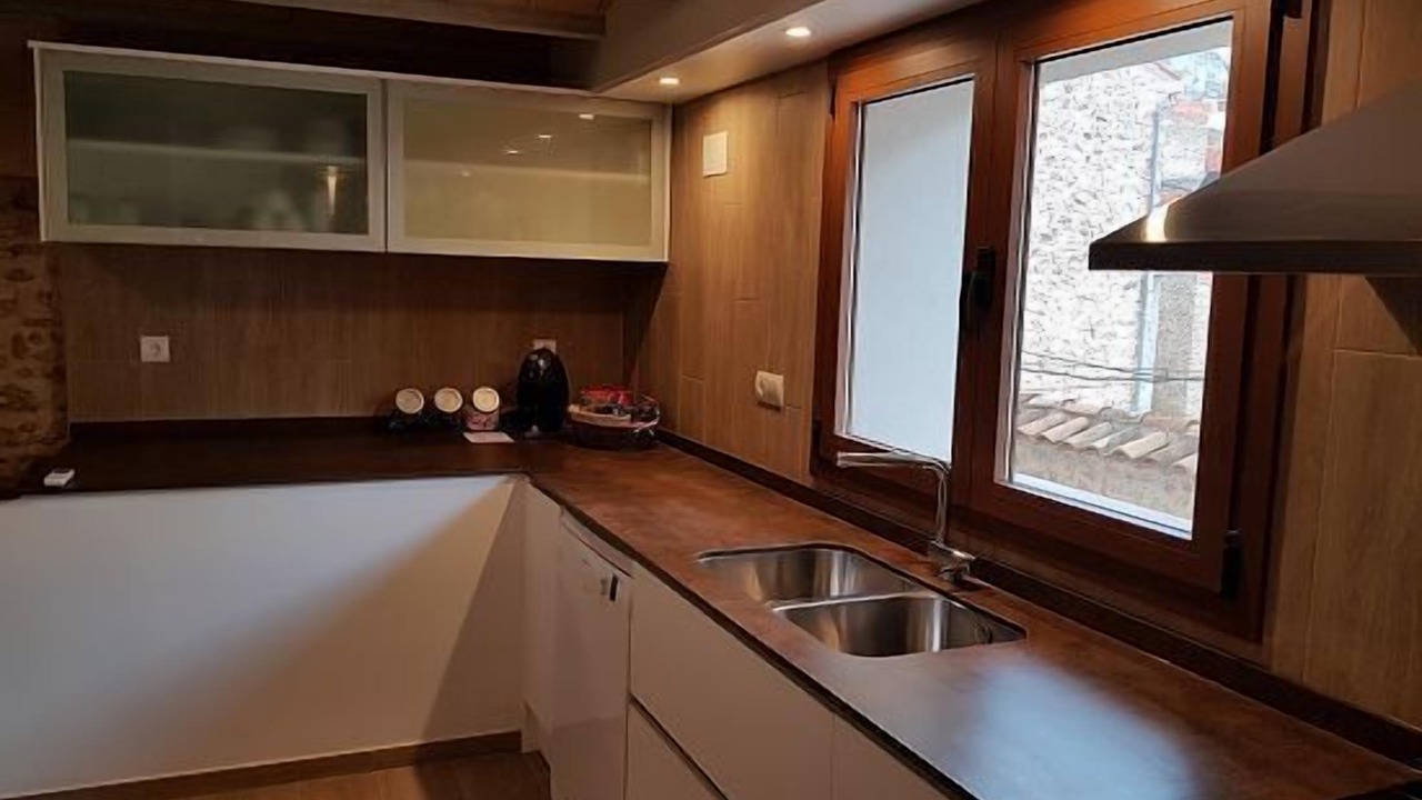 Photo of Kitchen in Tivissa