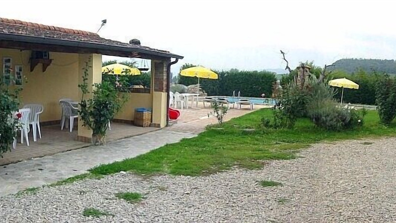 Photo of Outdoor in Montone
