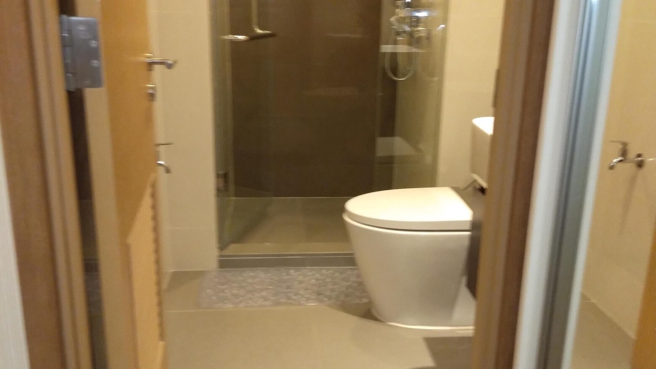 Photo of Bathroom in Khlong Toei Nuea
