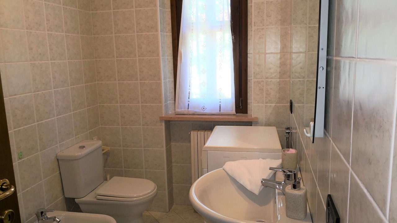 Photo of Bathroom in Montioni