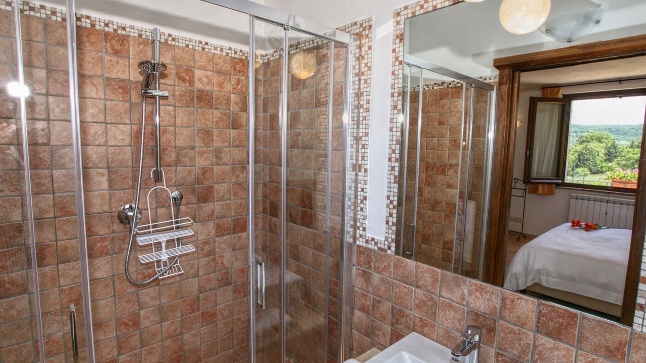 Photo of Bathroom in Todi