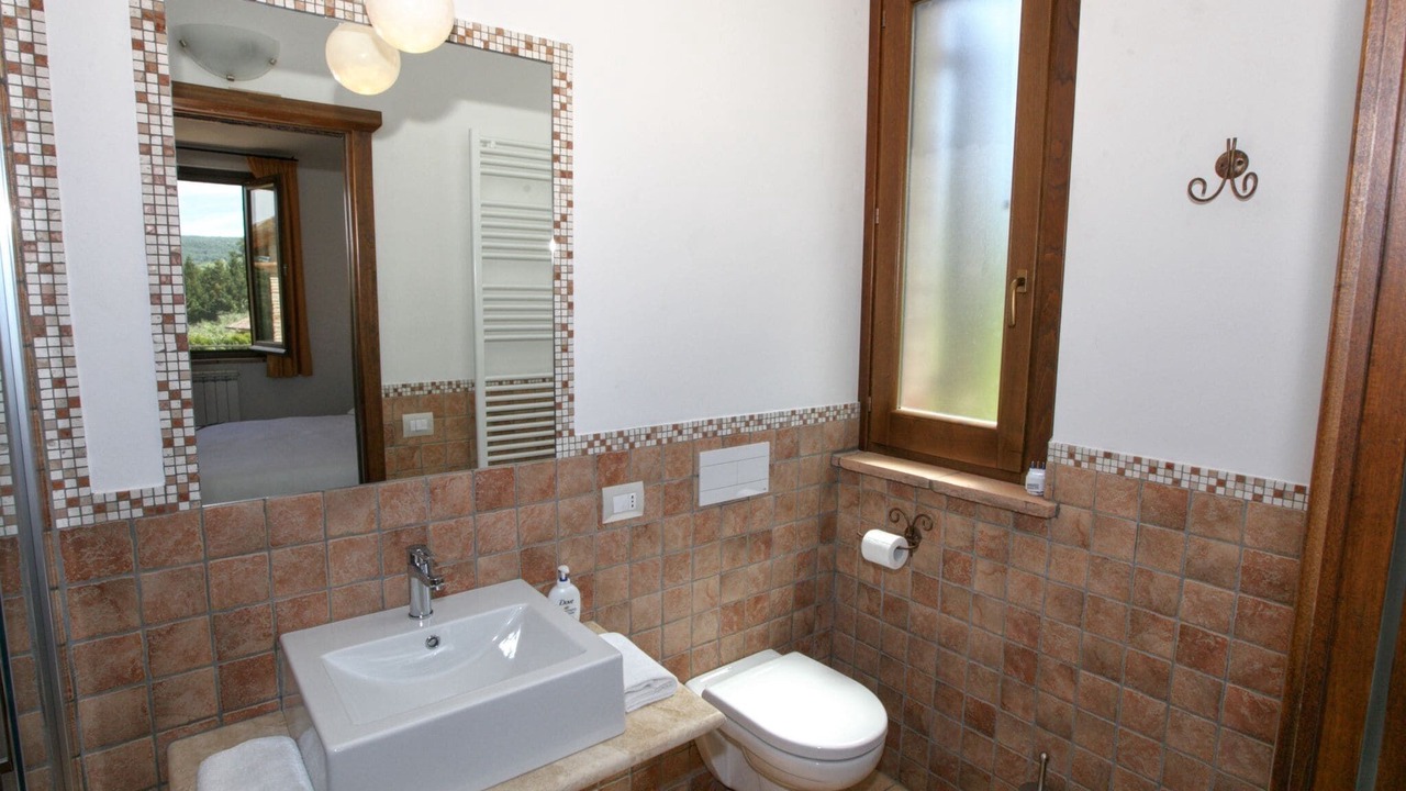 Photo of Bathroom in Todi