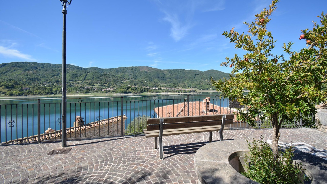 Photo of Others in Castel di Tora