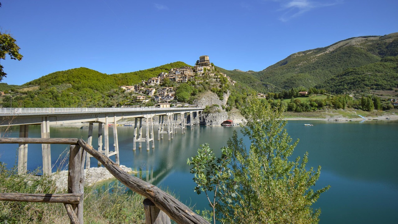 Photo of Others in Castel di Tora