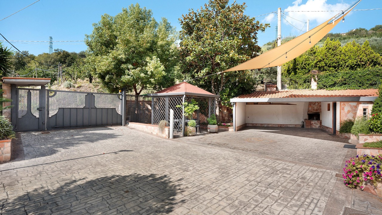Photo of Outdoor in Salerno