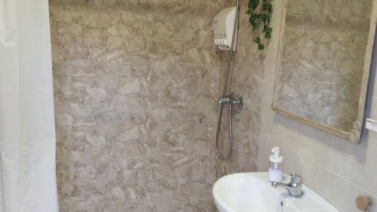 Photo of Bathroom in Navaluenga