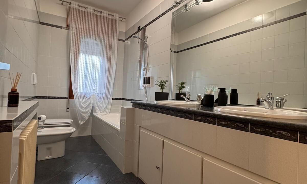 Photo of Bathroom in Tessera
