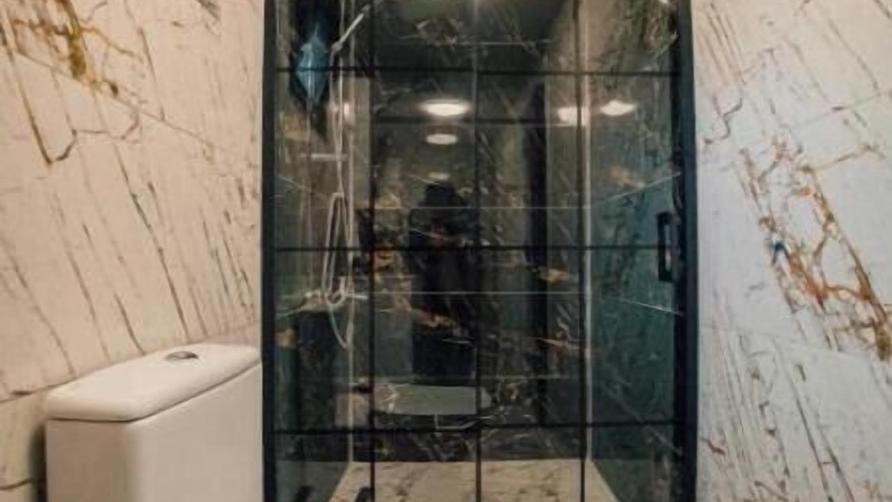 Photo of Bathroom in Yanik