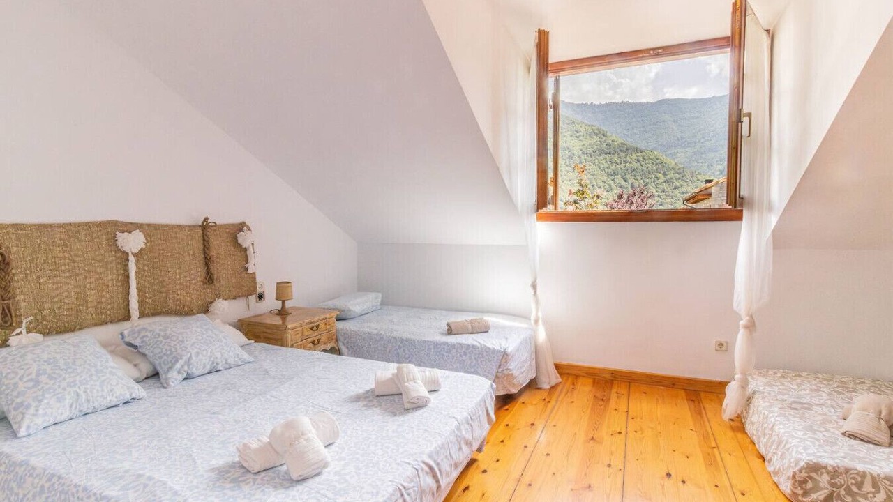 Photo of Bedroom in Fiscal