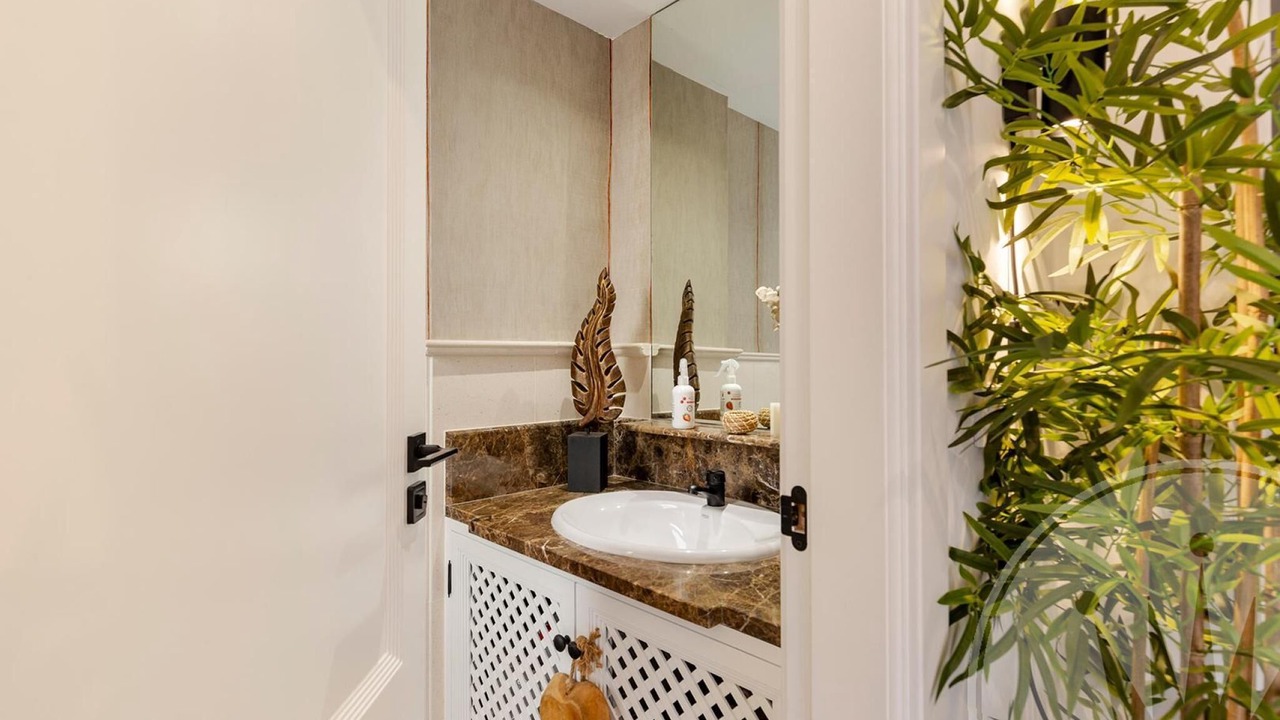Photo of Bathroom in El Beal