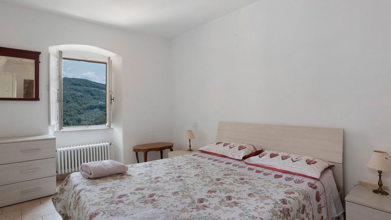 Photo of Bedroom in Castelnuovo Magra