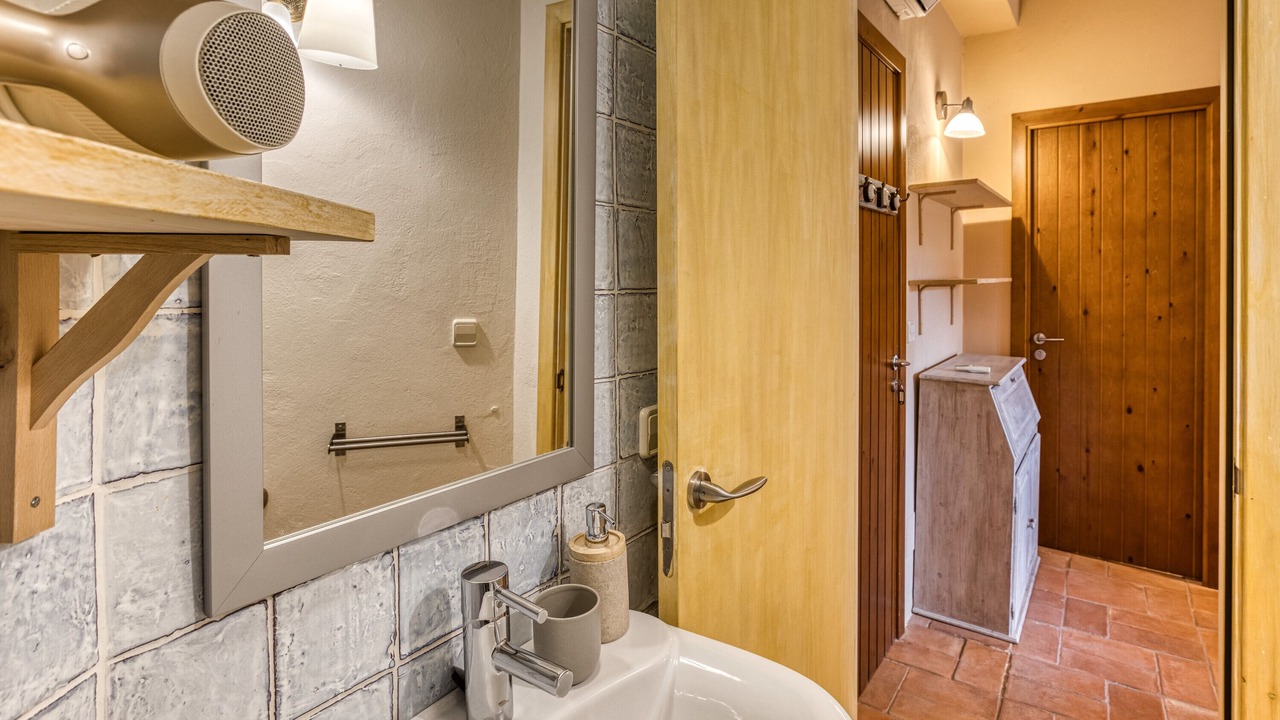 Photo of Bathroom in Borrassa