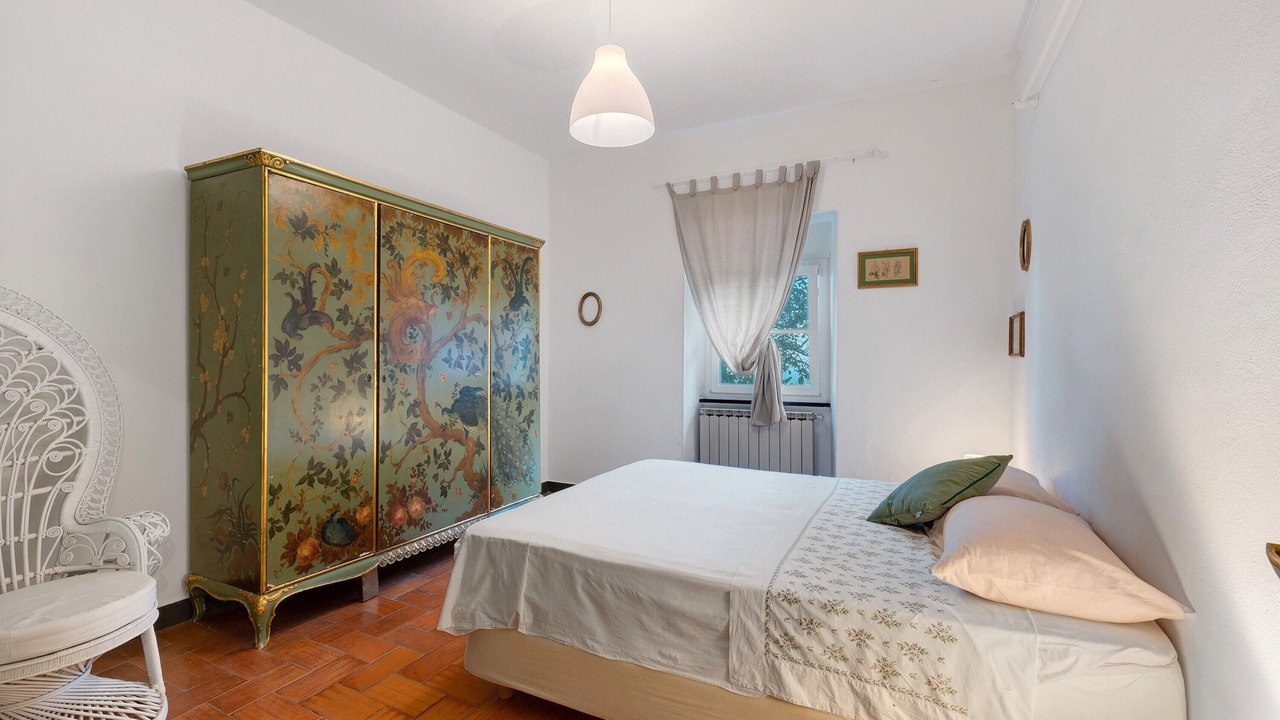 Photo of Bedroom in Castiglione Chiavarese