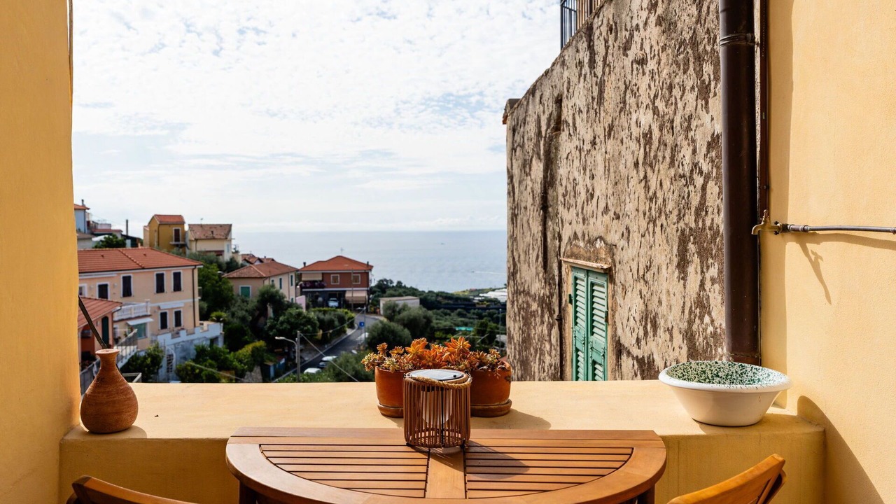Photo of Patio Balcony in Terzorio