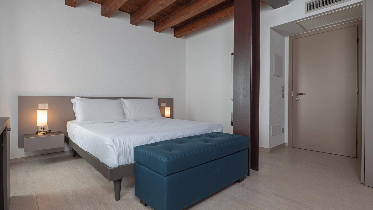 Photo of Bedroom in Valgatara