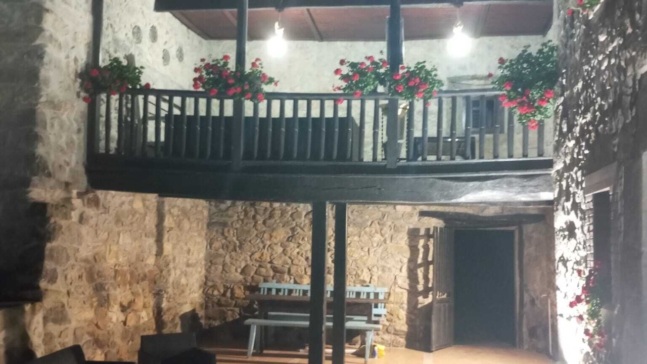 Photo of Patio Balcony in Cabrales