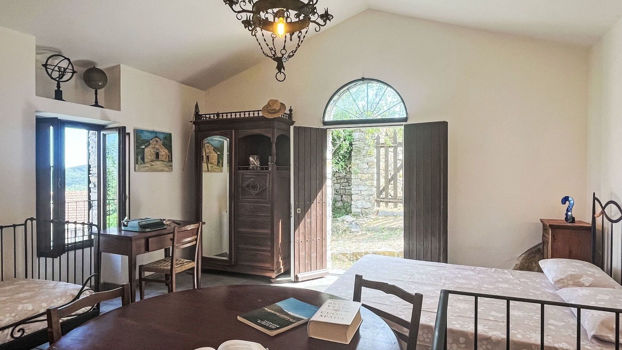 Photo of Bedroom in Lucinasco