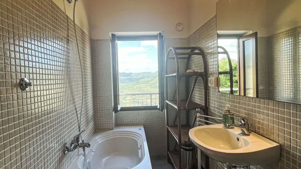 Photo of Bathroom in Lucinasco