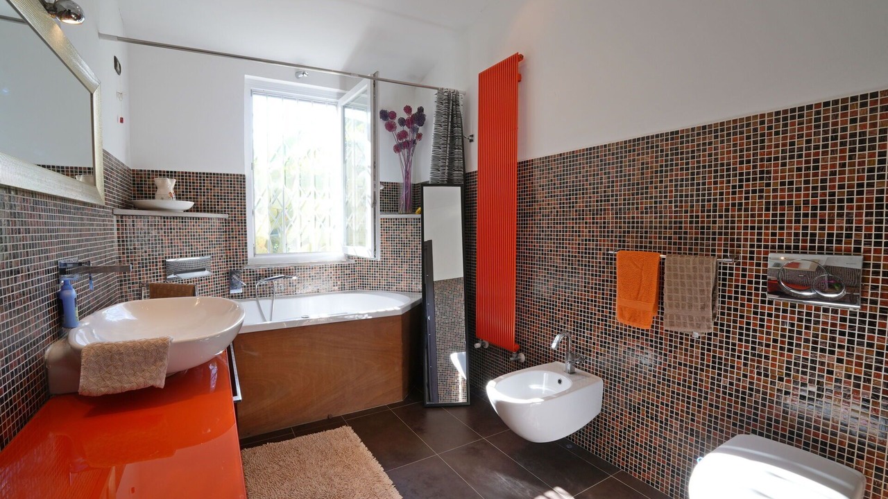 Photo of Bathroom in Ameglia