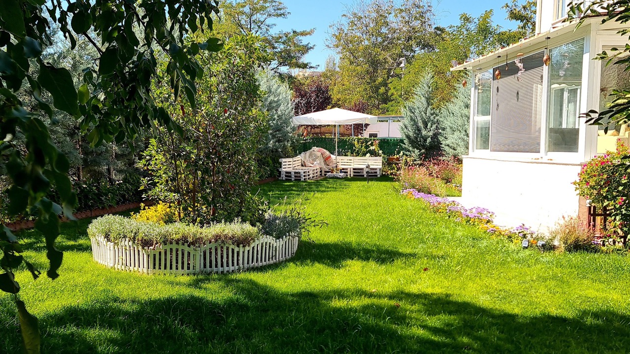 Photo of Outdoor in Nar