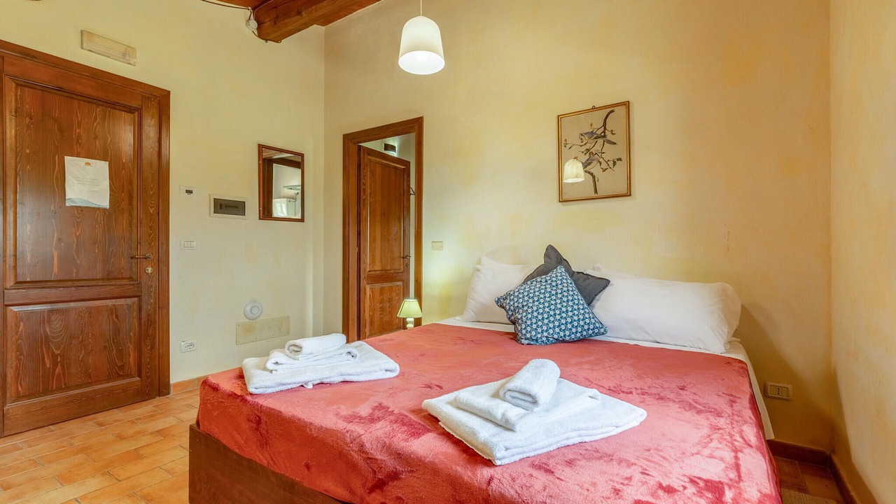 Photo of Others in Montone
