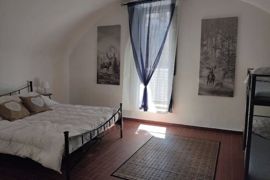 Photo of Bedroom in Ormea