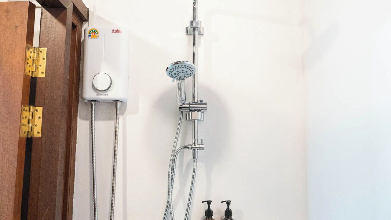 Photo of Bathroom in Pom Prap