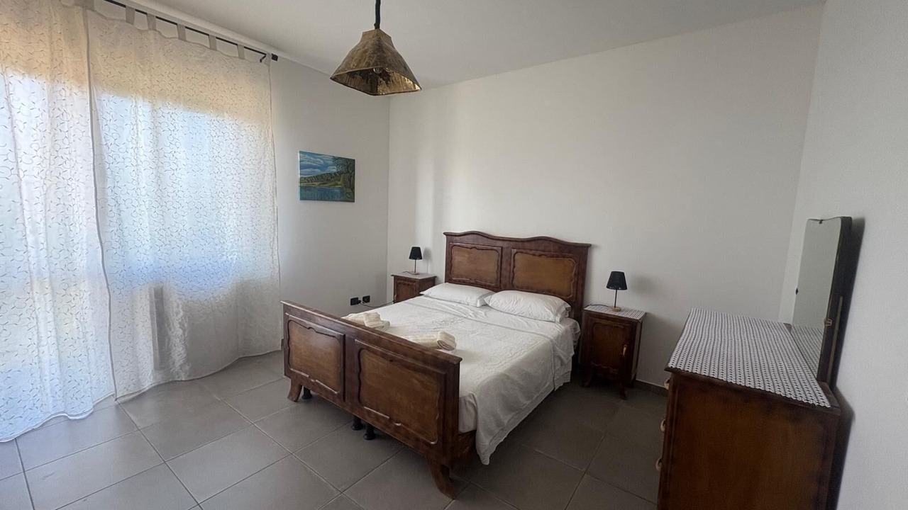 Photo of Bedroom in Mango