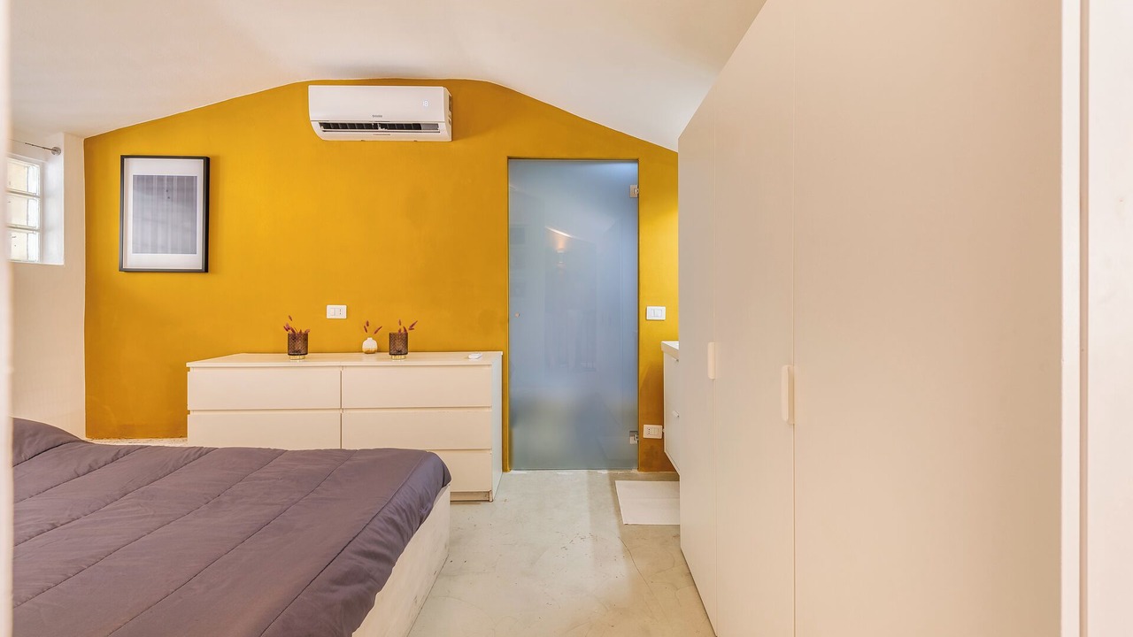 Photo of Bedroom in Milan Centre