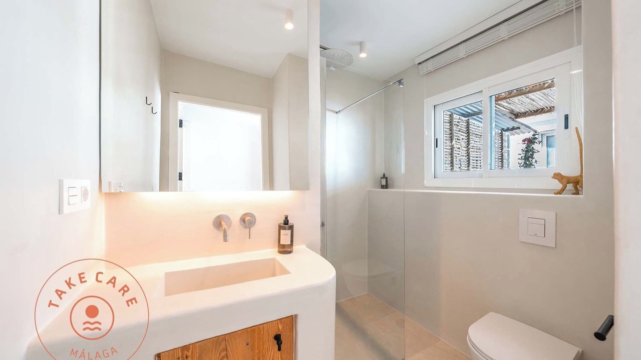 Photo of Bathroom in Playas del Palo
