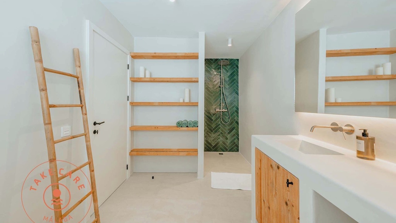 Photo of Bathroom in Playas del Palo