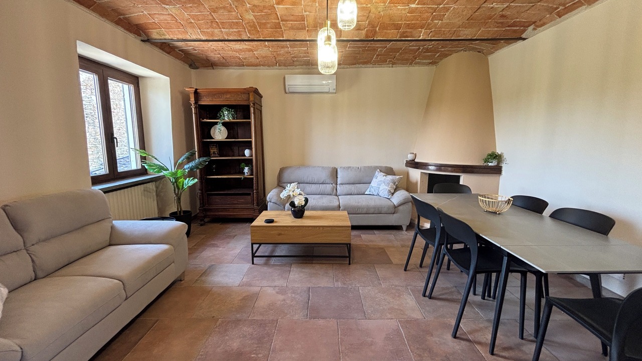 Photo of Livingroom in Mango