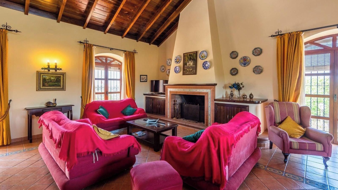 Photo of Livingroom in Lora Del Rio