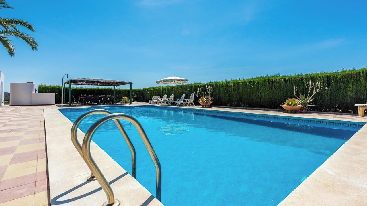 Photo of Outdoor in Lora Del Rio