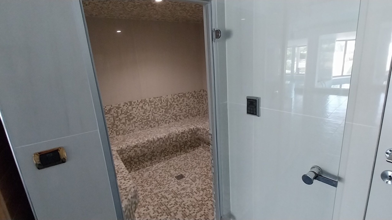 Photo of Bathroom in Tiche