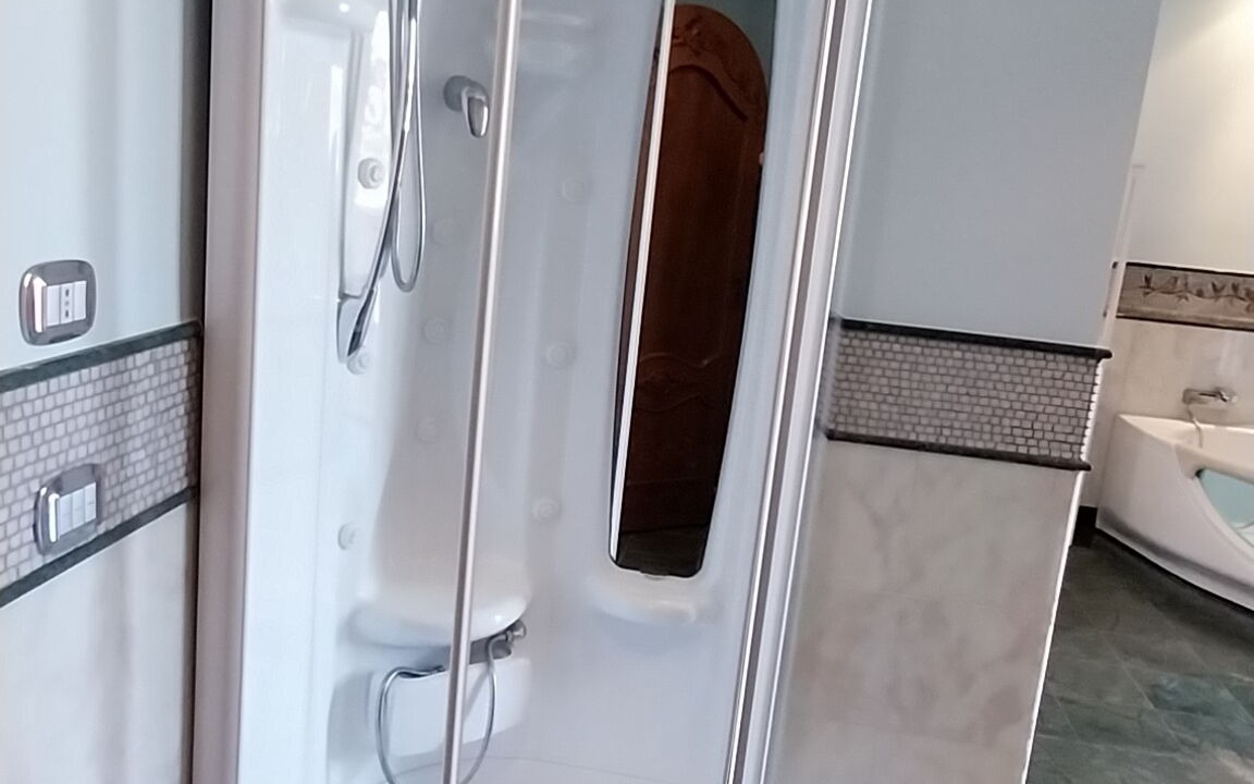 Photo of Bathroom in Tiche