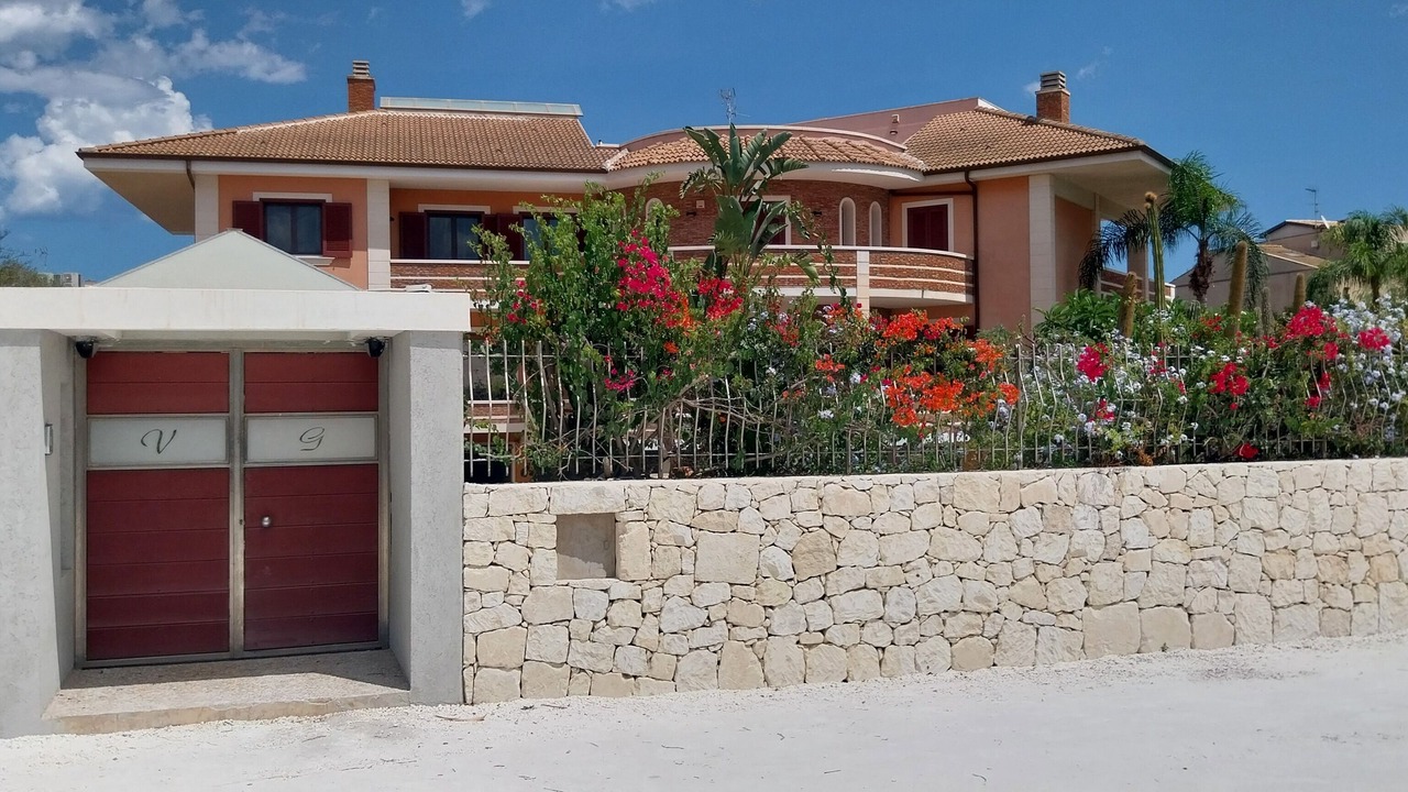 Photo of Outdoor in Tiche