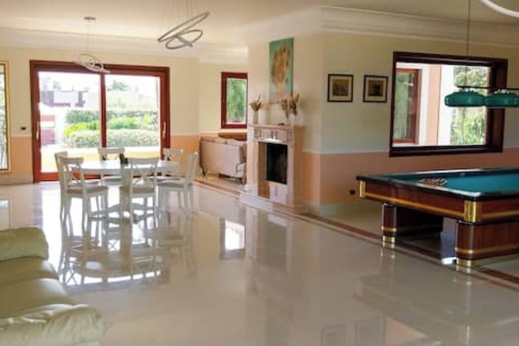 Photo of Bedroom in Tiche