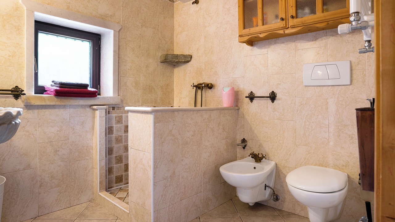 Photo of Bathroom in Arsie