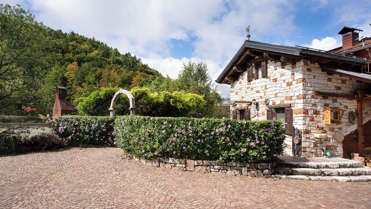 Photo of Outdoor in Arsie
