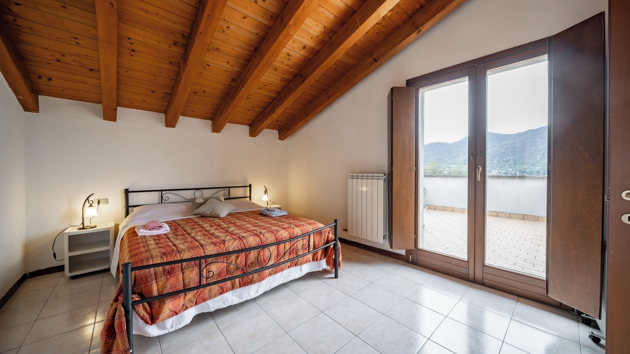 Photo of Bedroom in Lecco