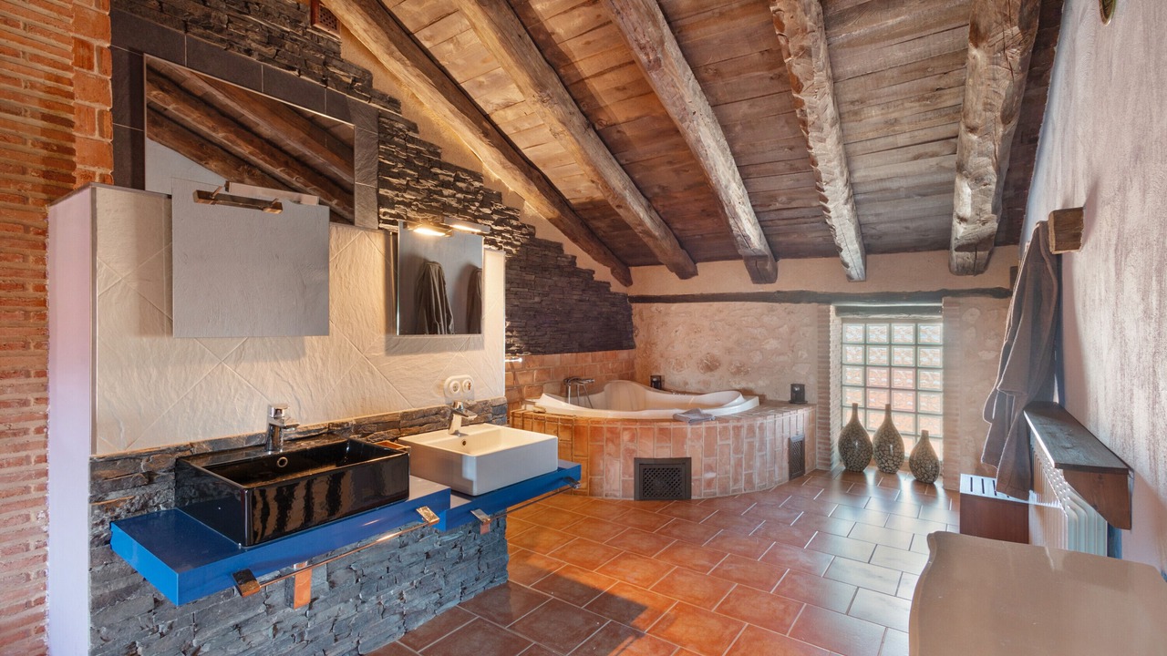 Photo of Bathroom in Alfambra
