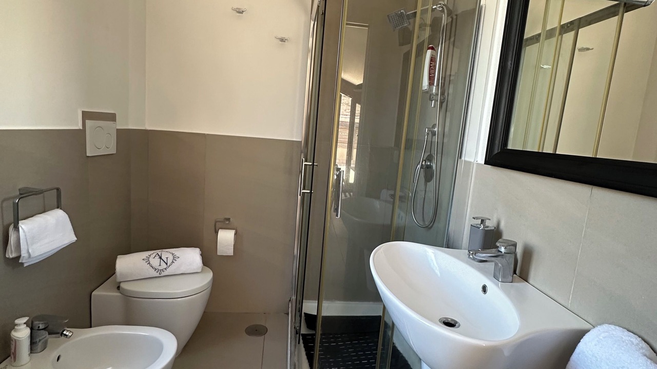 Photo of Bathroom in Nola
