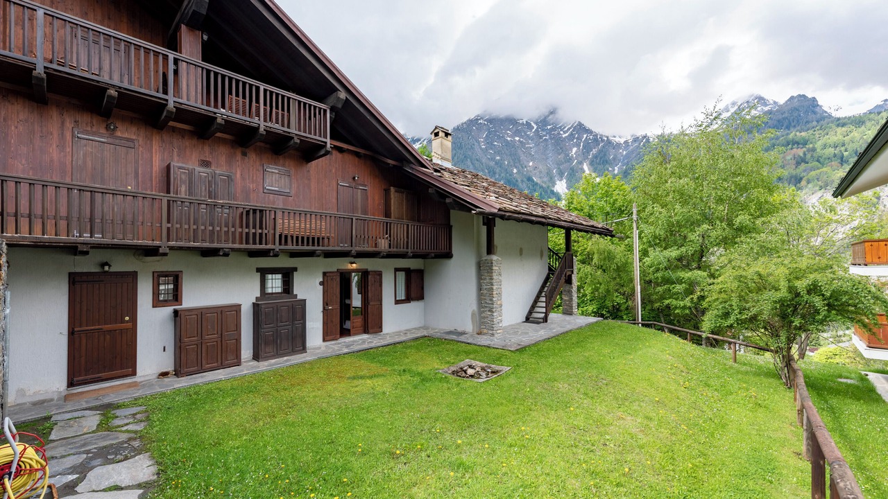Photo of Outdoor in Verrand