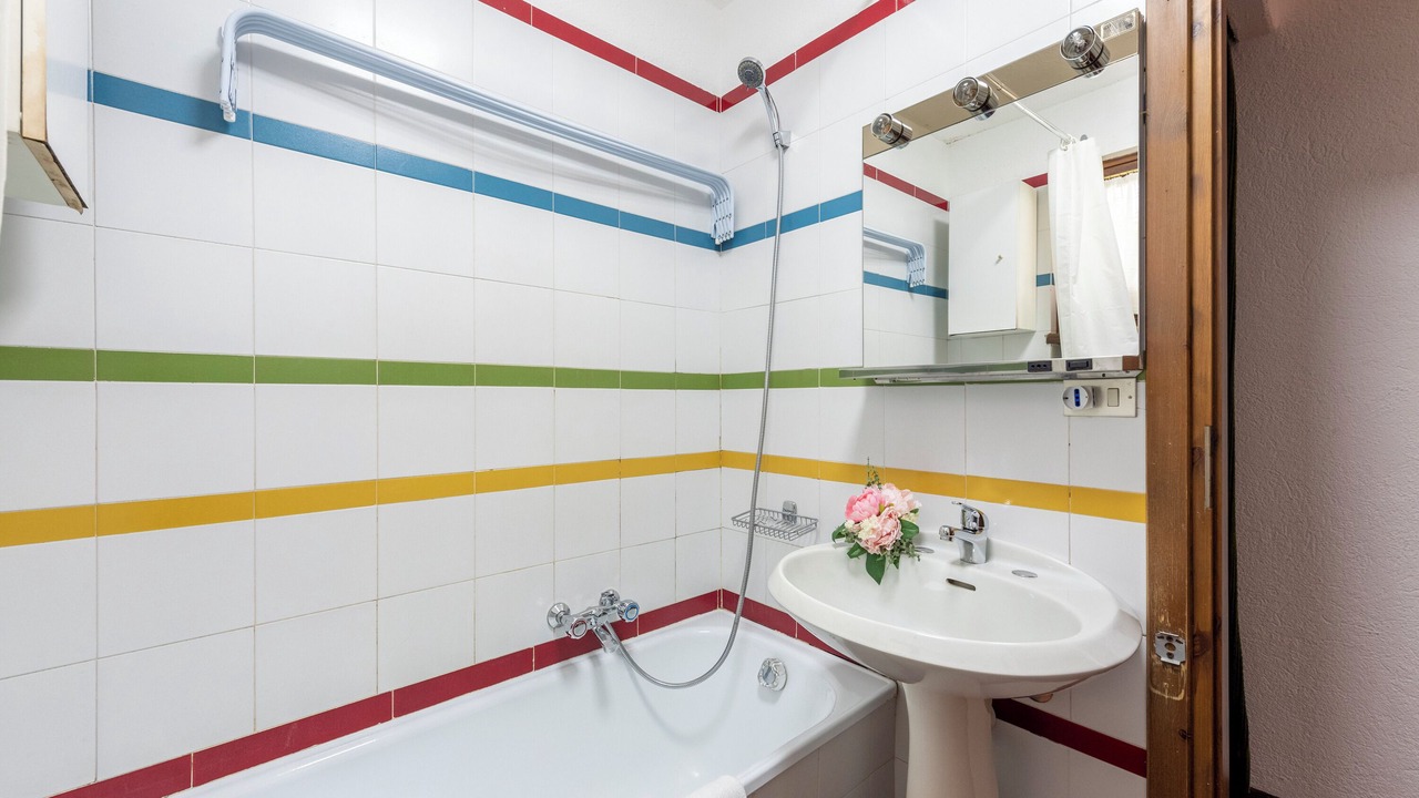 Photo of Bathroom in Verrand