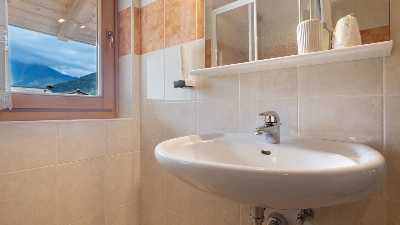 Photo of Bathroom in Caderzone Terme