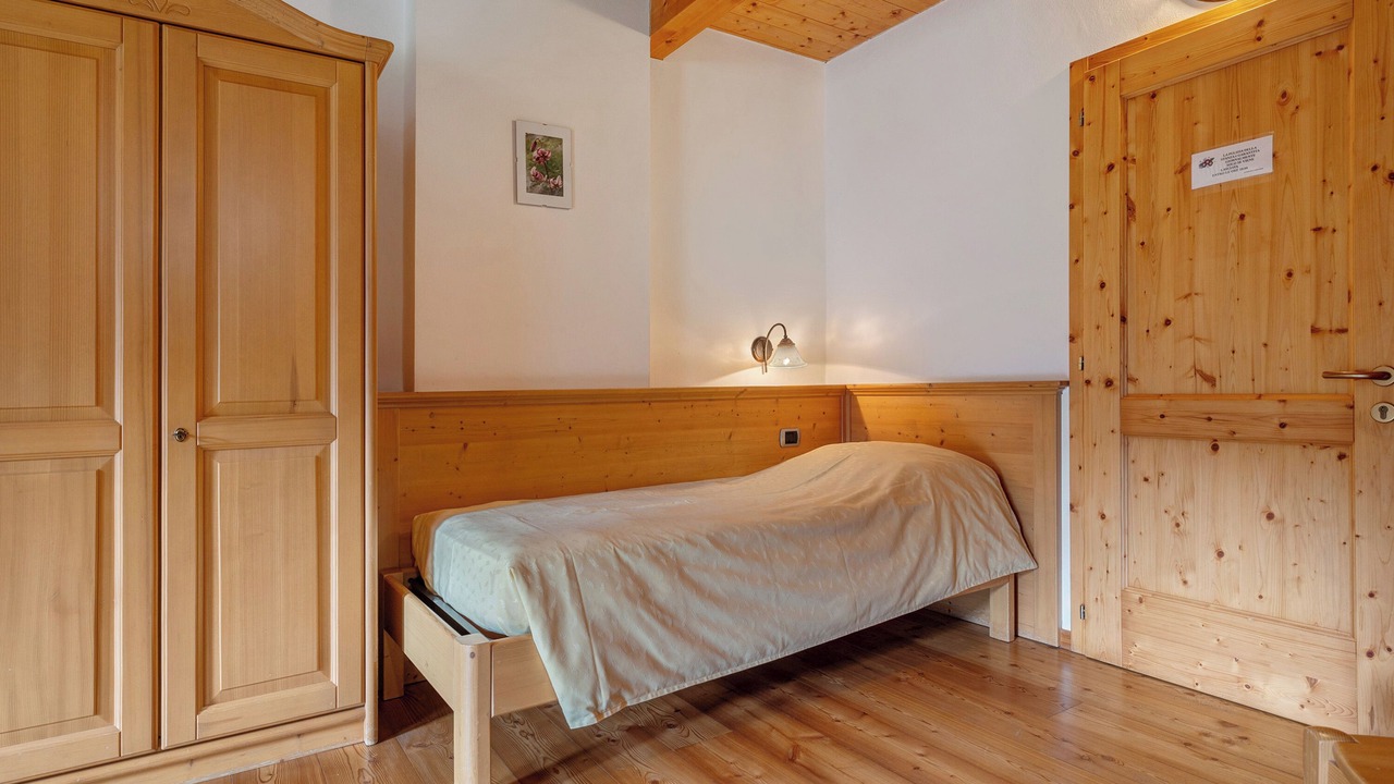 Photo of Bedroom in Caderzone Terme