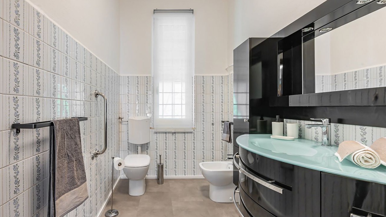 Photo of Bathroom in Arcola