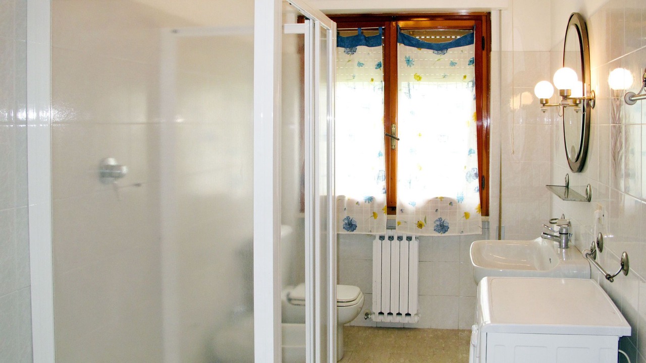 Photo of Bathroom in Capanne-Prato-Cinquale