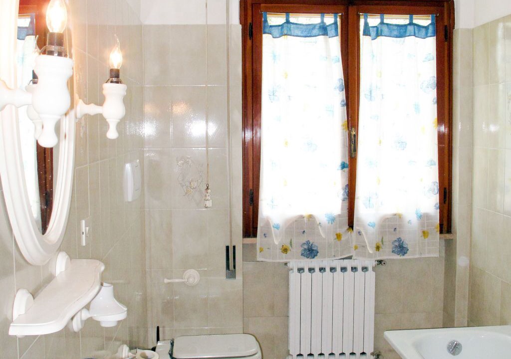 Photo of Bathroom in Capanne-Prato-Cinquale